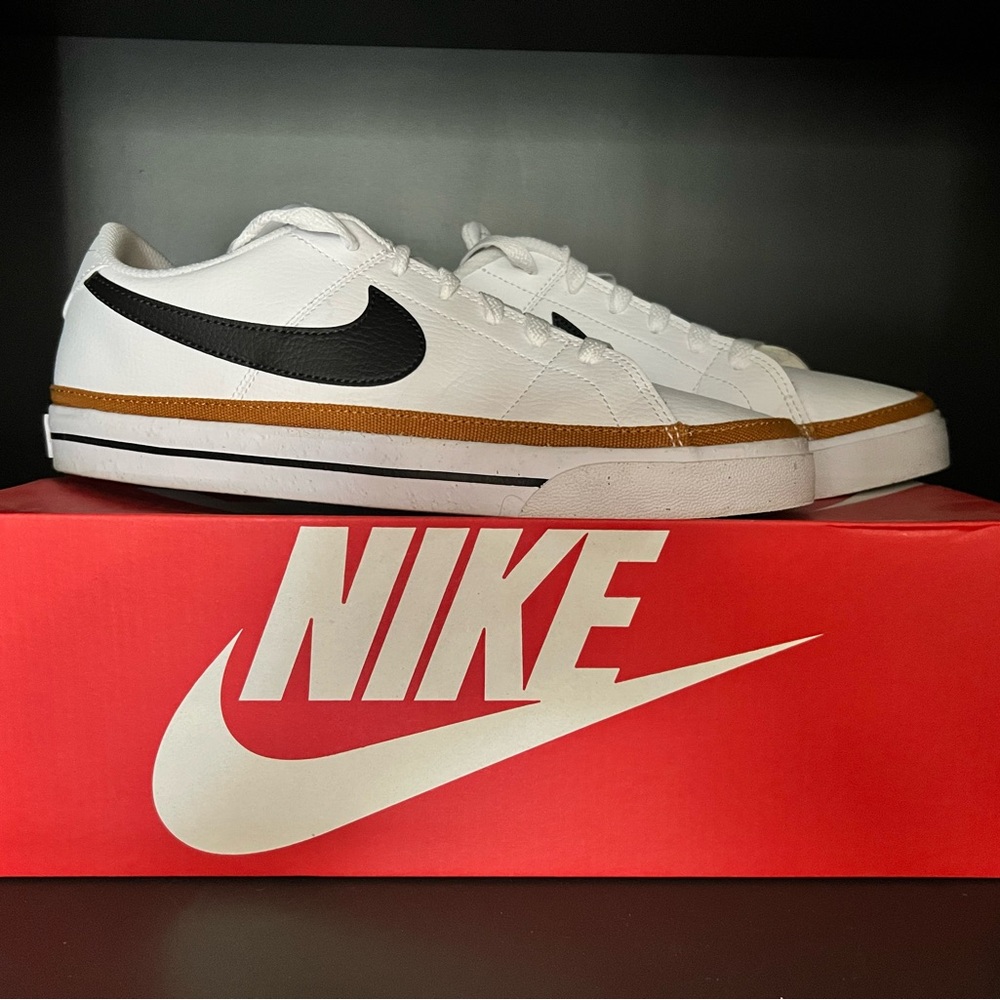 Women’s Nike court legacy next nature shoes